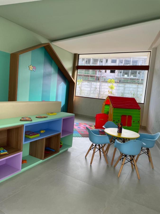 Flat Estudio De Luxo - De Muro Alto - Piscinas - Ideal Casais, Familias Com Criancas - Ap Completo - Ar Cond, Wi Fi, Netflix, Estacionamento - 400 Mt Do Mar Pôrto das Galinhas