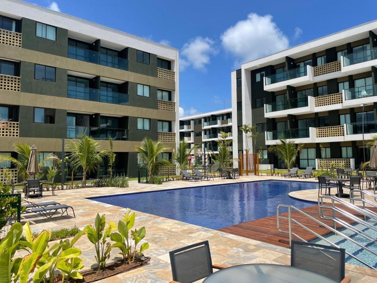 Apartamento Flat Estudio De Luxo - De Muro Alto - Piscinas - Ideal Casais, Familias Com Criancas - Ap Completo - Ar Cond, Wi Fi, Netflix, Estacionamento - 400 Mt Do Mar *