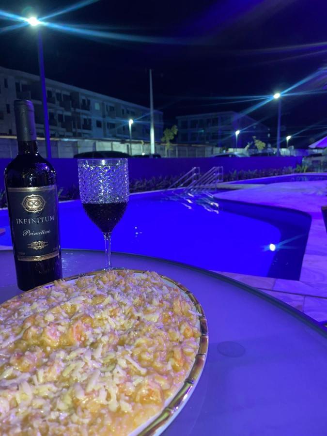 Flat Estudio De Luxo - De Muro Alto - Piscinas - Ideal Casais, Familias Com Criancas - Ap Completo - Ar Cond, Wi Fi, Netflix, Estacionamento - 400 Mt Do Mar Apartamento *