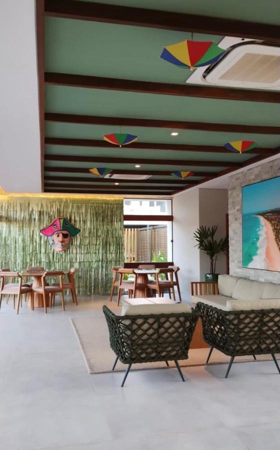 Apartamento Flat Estudio De Luxo - De Muro Alto - Piscinas - Ideal Casais, Familias Com Criancas - Ap Completo - Ar Cond, Wi Fi, Netflix, Estacionamento - 400 Mt Do Mar *