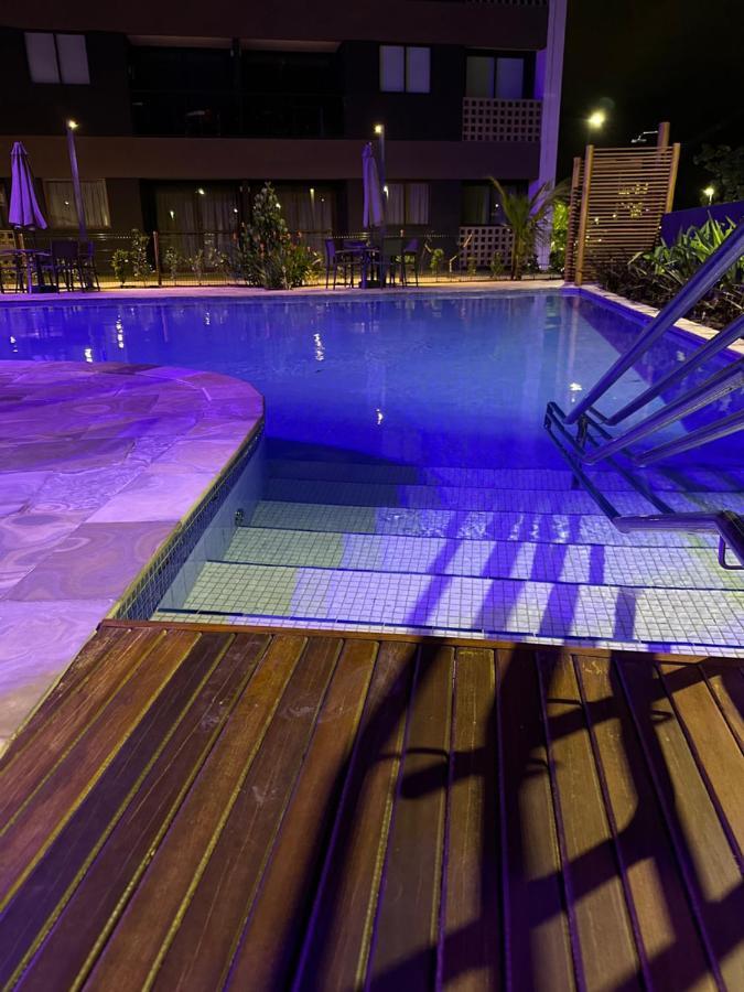 Apartamento Flat Estudio De Luxo - De Muro Alto - Piscinas - Ideal Casais, Familias Com Criancas - Ap Completo - Ar Cond, Wi Fi, Netflix, Estacionamento - 400 Mt Do Mar